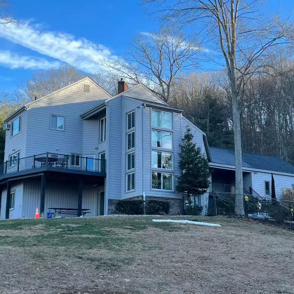 Why Choose Shake Vinyl Siding Exploring the Benefits for Your Home Vinyl siding companies installing and maintaining home exteriors in South Windsor Connecticut