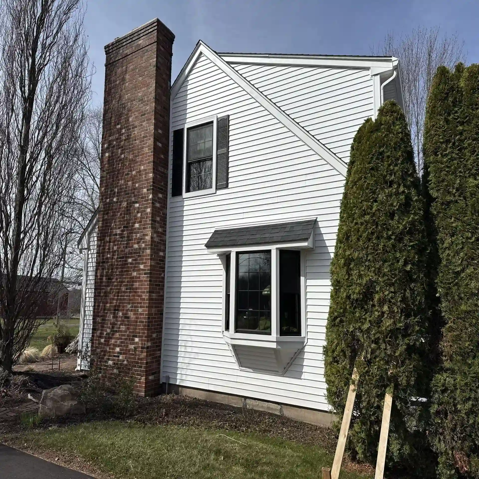 efficient-windows-suffield-ct Modern energy-saving windows on a house in Suffield, CT