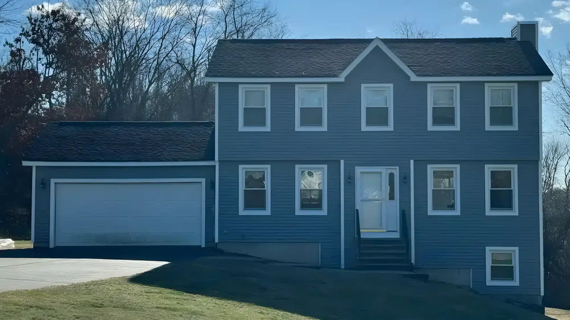 Siding options in Wethersfield Connecticut including vinyl, wood, fiber cement, and composite materials, helping homeowners choose the best exterior siding for durability, style, and maintenance needs