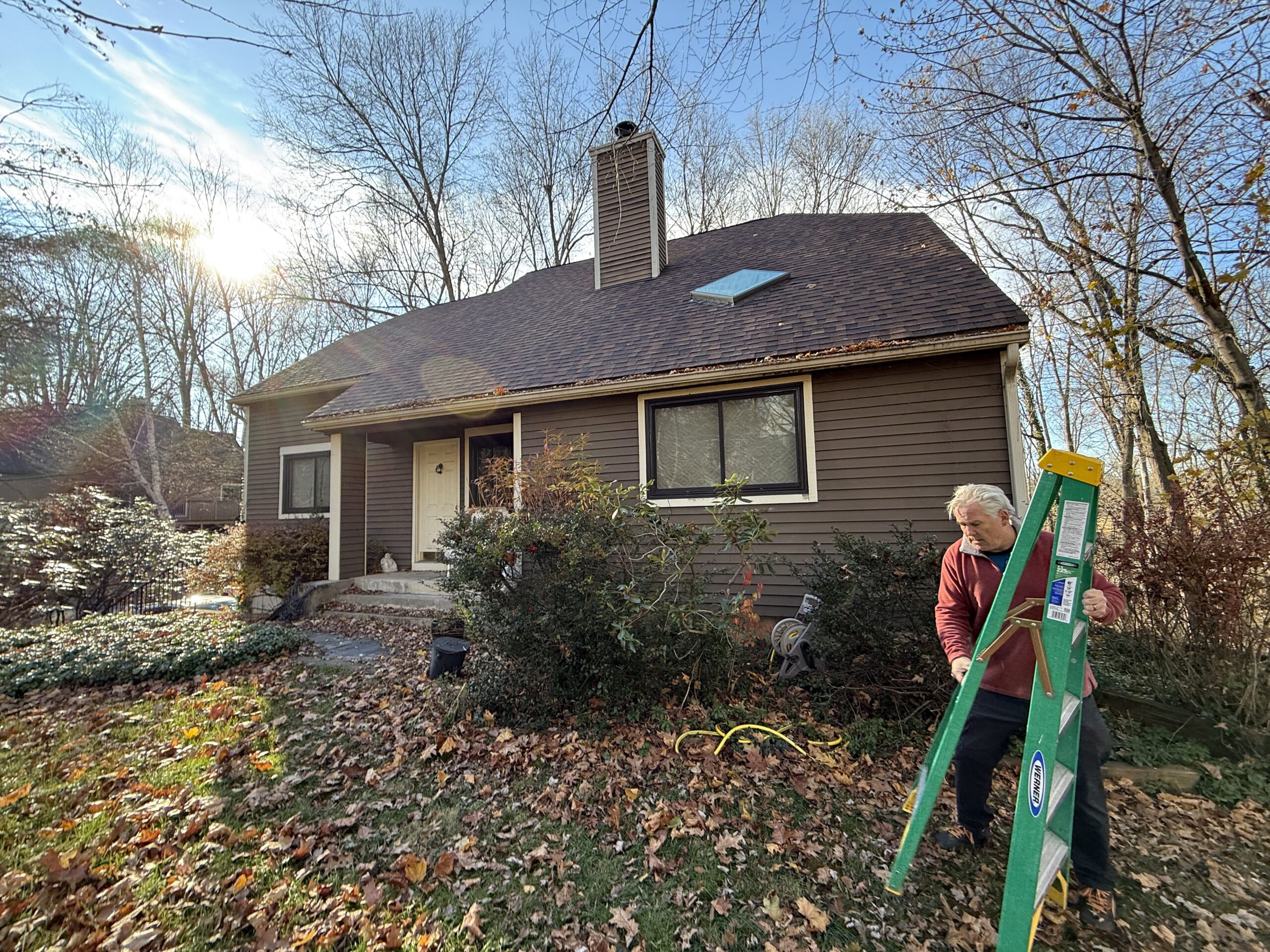 vinyl-siding-pvc-window-surrounds-wide-pvc-corners-front-door-installation-tariffville-ct-peter-l-brown (3) Vinyl Siding, PVC Window Surrounds & Front Door Installation – Tariffville, CT by Peter L. Brown Company