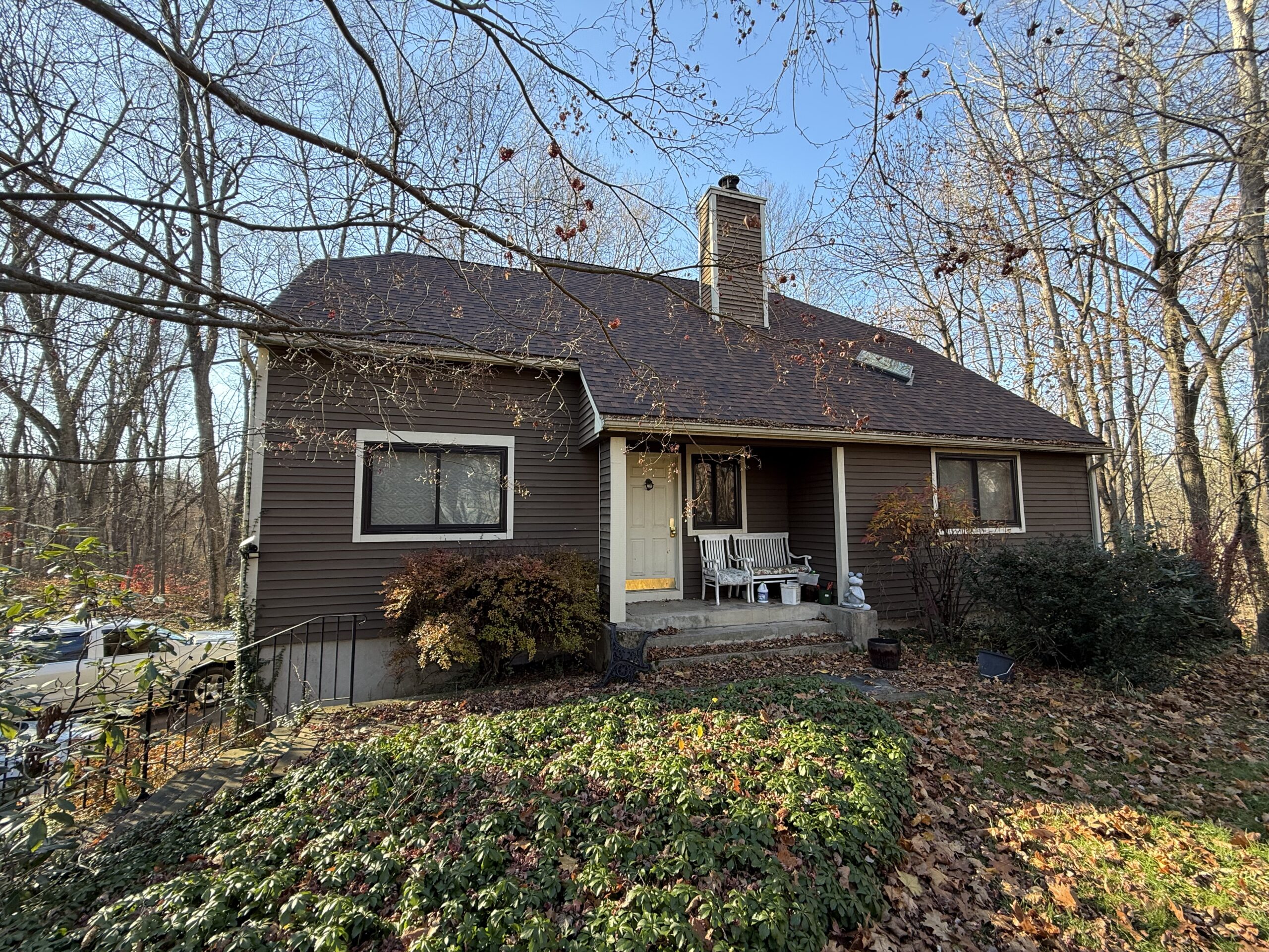 vinyl-siding-pvc-window-surrounds-wide-pvc-corners-front-door-installation-tariffville-ct-peter-l-brown (9) Vinyl Siding, PVC Window Surrounds & Front Door Installation – Tariffville, CT by Peter L. Brown Company