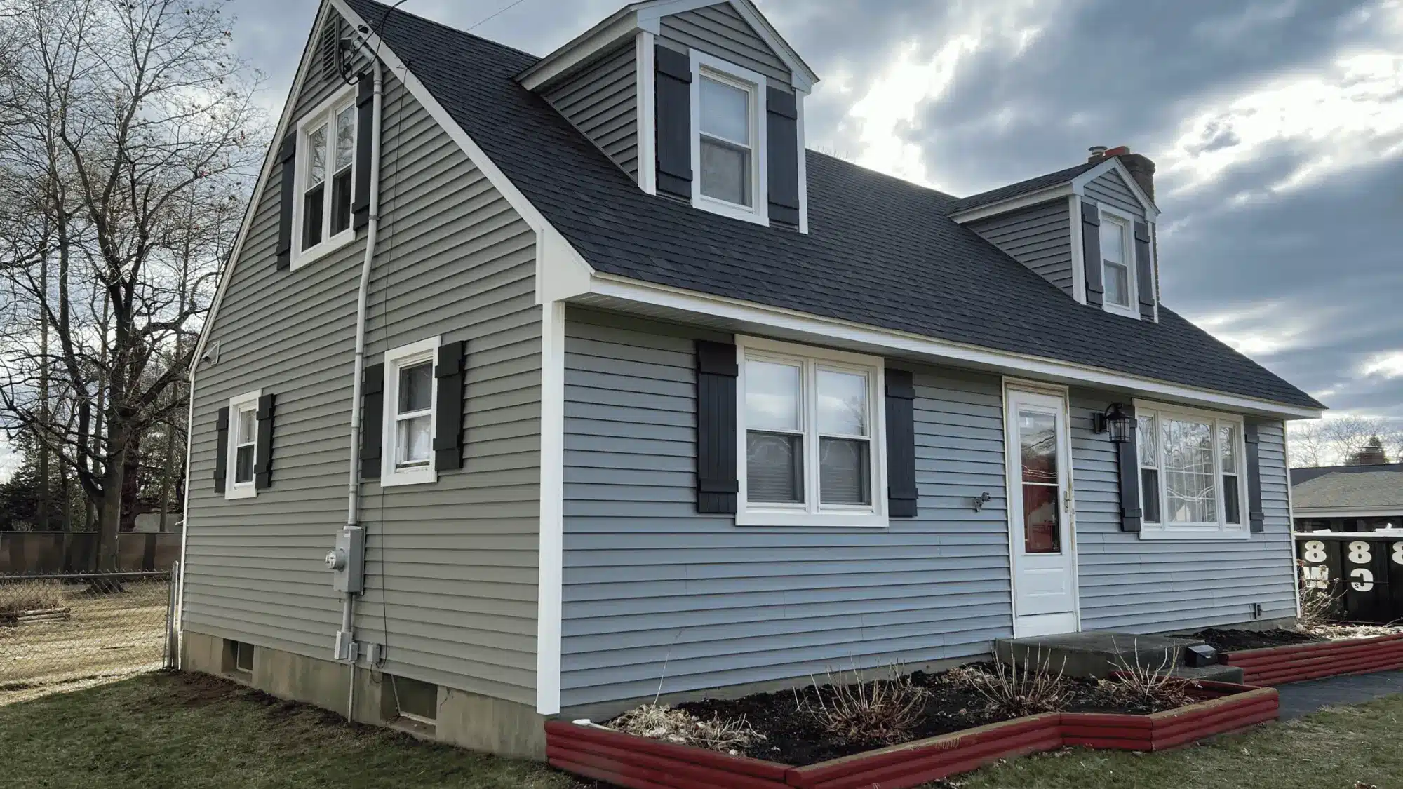 find-east-granby-ct-s-best-vinyl-siding-company-for-beautiful-long-lasting-exteriors A beautifully renovated home with new vinyl siding installed